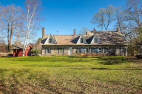 Beautiful Historic 4-Season Country Estate in Okemo Valley